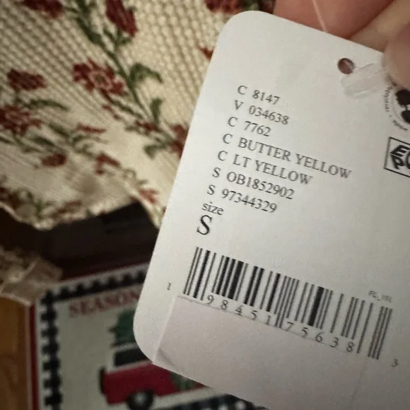 We the Free Pretty Little Thermal Long Sleeve small NWT - Picture 3 of 4